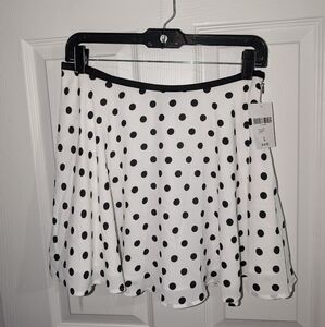 White skater black polka dot skirt forever 21